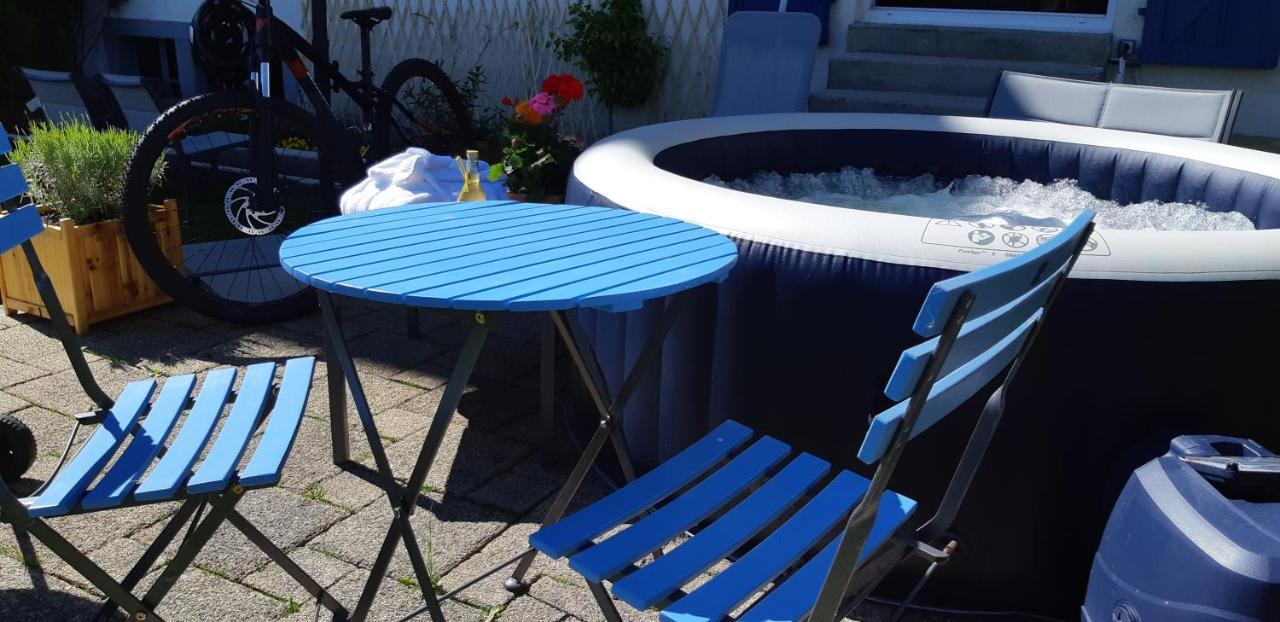Gite La Petite Maison Horlogere Et Jacuzzi , Raquettes Les Fontenelles Bagian luar foto